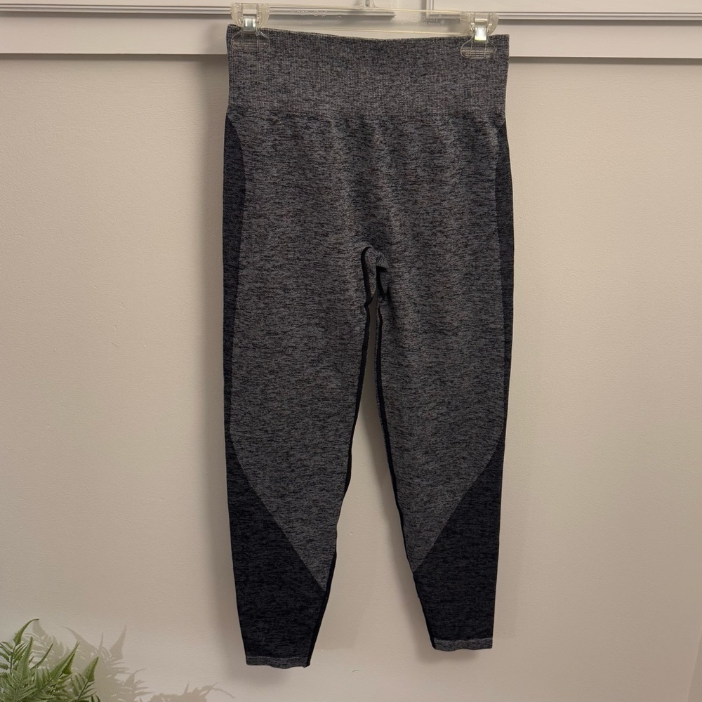 PINK Victoria's Secret Seemless Leggings